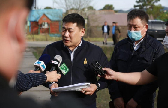 Л.ОЮУН-ЭРДЭНЭ: Хилийн боомтуудаа эхний ээлжид авто замаар холбох ёстой