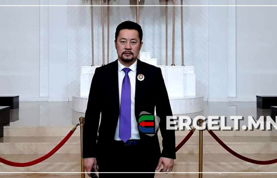 УДЭТ-ын жүжигчин С.Болд-Эрдэнийг гавьяат жүжигчин цолоор шагнахаар болжээ