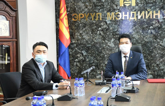 Ковид-19 халдвараас сэргийлэхэд зориулсан буцалтгүй тусламжийг хүлээлцэх арга хэмжээ зохион байгууллаа