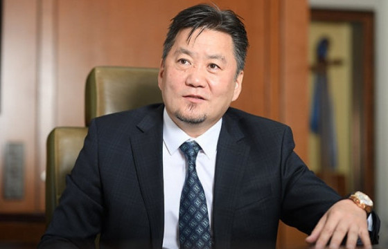 Монгол банкны Ерөнхийлөгч Б.Лхагвасүрэн гавьяат эдийн засагч боллоо