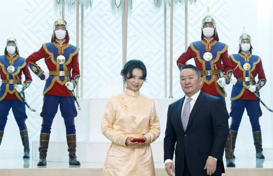 Б.НАРМАНДАХ: 