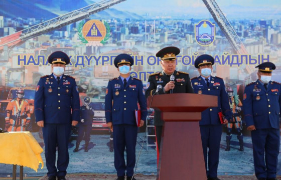 ОБЕГ-ын дарга, хошууч генерал Г.Ариунбуян, Баянзүрх, Налайх, Багахангай дүүрэгт ажиллаж байна