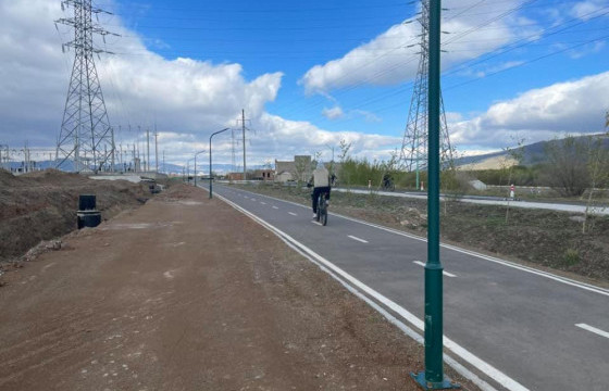 Туул голын эрэг дагуух 7.1 км дугуйн замд амралтын талбай, бие засах газар байгуулж байна