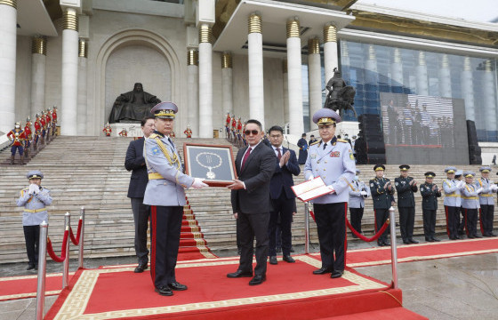 Монгол Улсын төрийн дээд шагнал, тэргүүн зэргийн “Чингис хаан” одонг Зэвсэгт хүчний нийт бие бүрэлдэхүүнд хүртээлээ