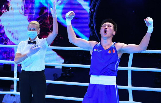 Монголын боксчид Азийн аваргаас гурван алт хүртлээ