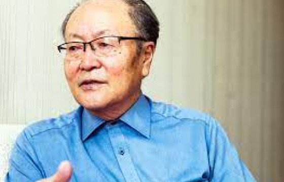 Төгсөх оюутнуудыг уйлуулдаг “Насны баясгалан” дуу “төрсөн” түүх