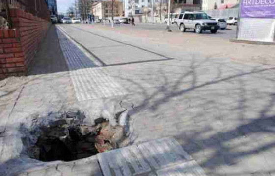 Гурван метр гүн нүхэнд унасан дөрвөн настай хүүхдийг эсэн мэнд гаргажээ