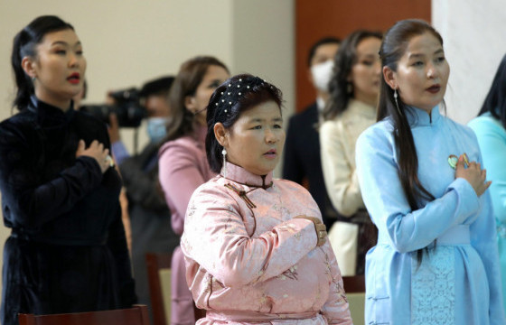 Сонгинохайрхан дүүргийн 1046 ээж “Эхийн алдар” одон хүртлээ