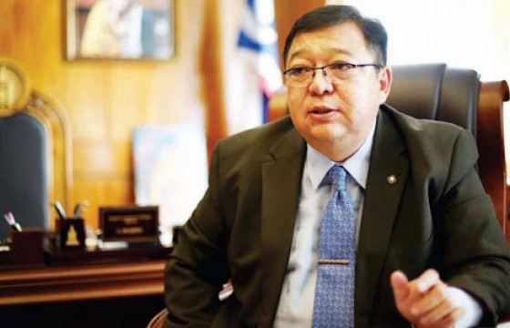 Нэр дэвшигч С.Эрдэнэ гүйцэтгэлийн 70 сая төгрөгийг өгөхгүй долоон жил болж байна гэв