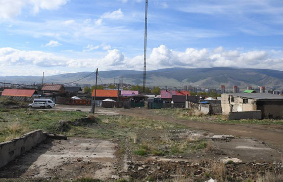 Баянзүрх дүүрэгт олон улсын жишиг эмнэлэг барих газрын асуудлыг шийджээ