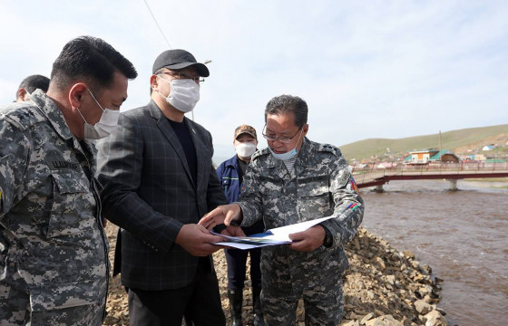 Д.СУМЪЯАБАЗАР: Сэлбэ голын ай савд нэмж газар олгохгүй