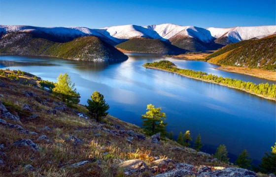 ФОТО: CNN мэдээллийн төв аялах шилдэг газруудын нэгт багтсан Тэрхийн цагаан нуур