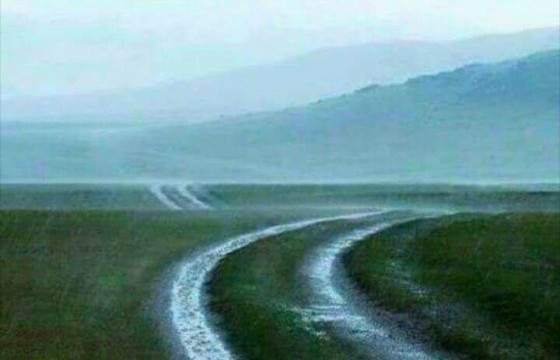 Дуу цахилгаантай аадар бороо үргэлжлэн орох тул үер усны аюулаас сэрэмжлүүллээ