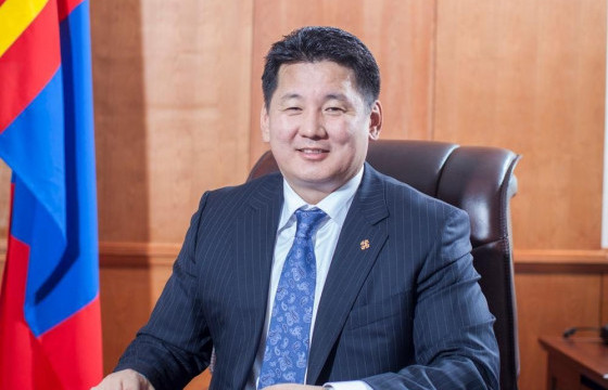 У.Хүрэлсүх, Л.Энх-Амгалан нарыг Төрийн байгуулалтын байнгын хорооны бүрэлдэхүүнээс чөлөөллөө