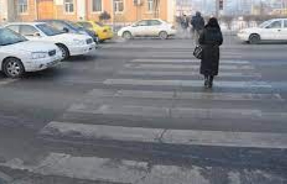 Явган зорчигч автомашинд мөргүүлж амиа алджээ