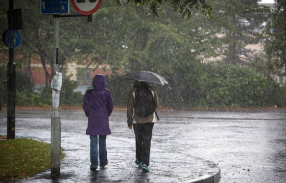 ЦАГ АГААР: Дуу цахилгаантай усархаг аадар бороо, мөндөр орно
