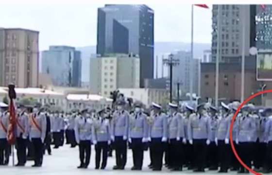 Дэд ахлагч Г.Б: Би ухаан алдаж унаагүй. Эхнэр маань “Төрөх гээд байна” гэж залгахаар нь сандраад утсаа унагаад, авсан