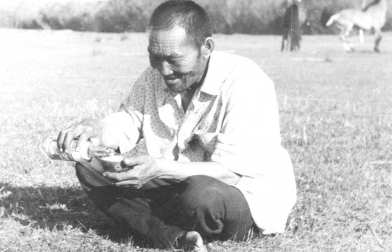 ӨВӨӨГҮЙ НААДАМ