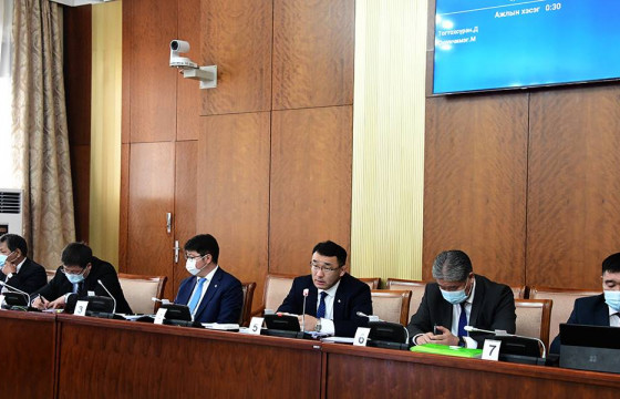 Нийслэл Улаанбаатар хотын эрх зүйн байдлын тухай хуулийн төслийн анхны хэлэлцүүлгийг хийв