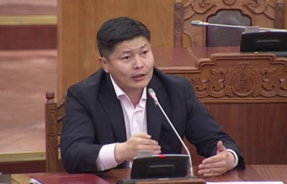 Хууль зүйн сайдаар ахлуулсан ажлын хэсэг Замын-Үүдэд шалгалт явуулж, баривчилгаа хийнэ гэв