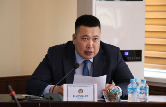 Замын-Үүд сумын Засаг дарга Б.Анхбаярыг баривчилжээ