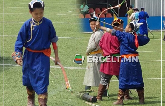 Б.ХАНБАЯР: Сурын спортоор хичээллээд аливаа зүйлд бүрэн төвлөрдөг,  тэвчээртэй болсон