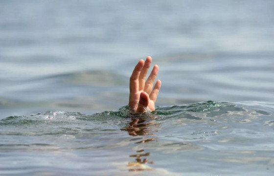 Эгийн голд осолдсон эрэгтэйн цогцсыг эрэн хайж байна