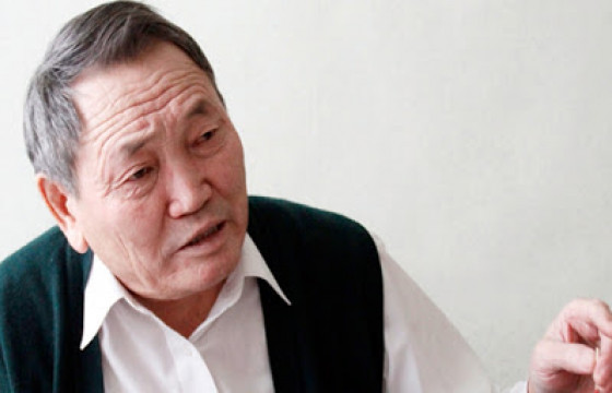 Шинжлэх ухааны гавьяат зүтгэлтэн Б.Даш-Ёндонд Ардын багш цол олгожээ