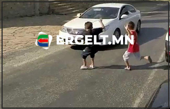 АВТОМАШИНД ДАЙРУУЛЖ ХҮНД БЭРТСЭН ХҮҮГИЙН ЭЭЖ: Хүү минь “Цагаан машин байсан” гэдгээс өөр зүйл хэлж чадахгүй байгаа