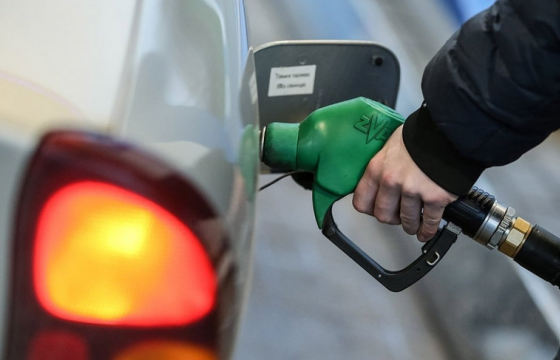 Газрын тосны үнэ ДӨРӨВ ДАХИН нэмэгдсэний улмаас дотоодод шатахууны үнэ нэмэгджээ