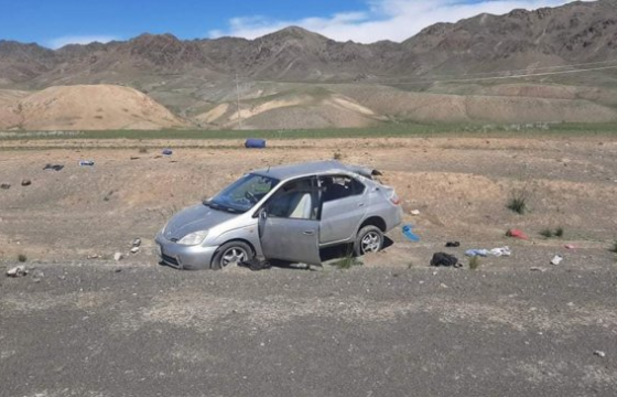 Амралтын өдрүүдэд зам тээврийн ослын улмаас 15 хүн амиа алджээ