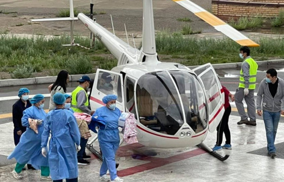 ГССҮТ нисдэг тэргээр эмнэлгийн яаралтай тусламж үйлчилгээ үзүүлж байна