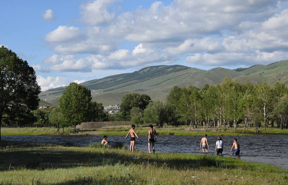 46 иргэнийг усны аюулаас аварчээ