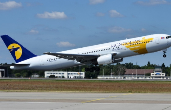 ОХУ-д саатсан зорчигчдыг Анталия хот руу тээвэрлэхээр онгоц хөөрчээ