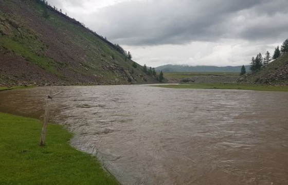 СЭРЭМЖЛҮҮЛЭГ: Монгол Улсын гол, мөрөн үерийн түвшинг давж, үерлэж байна