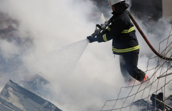 Цахилгаан дамжуулах шугамын тулгуур багана шатжээ