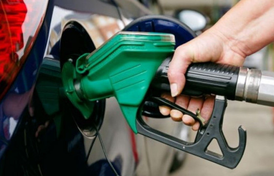 ТАНИЛЦ: Шаардлага хангаагүй автобензин зарж буй шатахуун түгээх станцууд