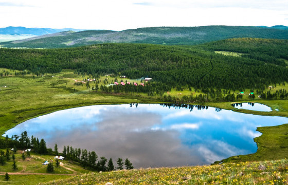 Согтуурсан үедээ Хар зүрхний хөх нуурт живж, амиа алджээ