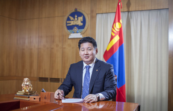 У.ХҮРЭЛСҮХ: Олимпын наадмаас мөнгөн медаль эх орондоо авчирсан Саид Моллайд баяр хүргэе