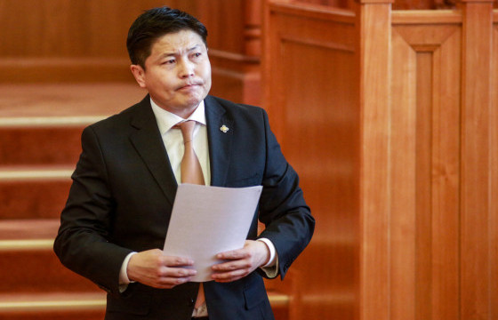    Х.НЯМБААТАР: Намайг сайд болохоос өмнөх үеийн бичлэг тарааж байгаад харамсаж байна