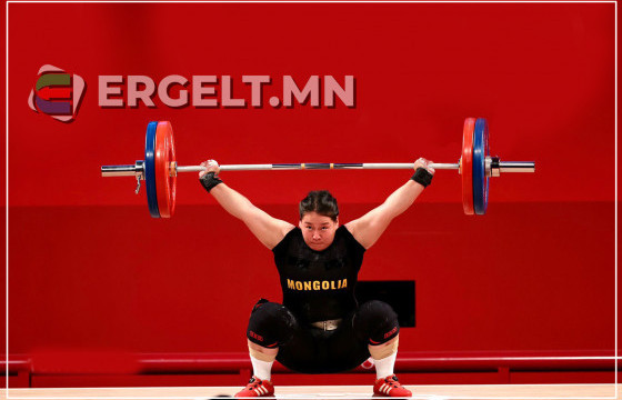 Монголын хүндийг өргөлтийн “cахиусан тэнгэр” М.Анхцэцэг