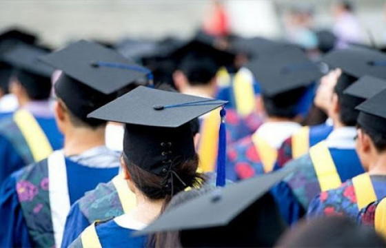 Л.ЭНХ-АМГАЛАН: Гадаадад суралцаж байгаа оюутнуудыг цаг алдалгүй хичээлд нь хамруулах ажлыг зохион байгуулж байна