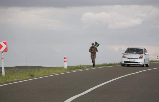 1100 километр гүйх зорилготой ахлах ахлагч Т.Рэнцэнбадам дөрөв дэх өдрөө 115 километр зам туулжээ