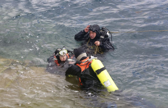 Сүхбаатар хөлөг онгоцыг татан гаргах ажлын хэсэг Хөвсгөл аймагт ажиллаж байна