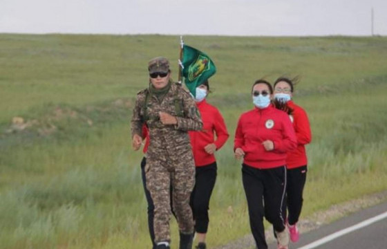 Хилчин Т.Рэнцэнбадам таван өдөрт 145 км гүйгээд байна