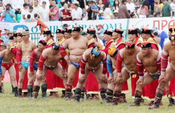 512 бөхийн барилдаанд улсын аварга Г.Эрхэмбаяр, П.Бүрэнтөгс, С.Мөнхбат, Э.Оюунболд нар зодоглоно