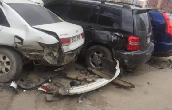 Зам тээврийн ослын улмаас 38 хүн гэмтэж, дөрвөн хүн нас баржээ