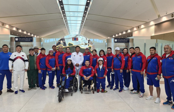 Паралимпын баг, тамирчид Токиог зорилоо