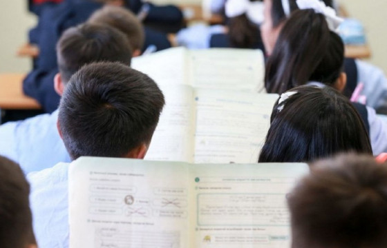 Эцэг, эхчүүд хүүхдүүдээ бүртгүүлэхгүй, бүртгэлийн явцыг удаашруулж байна