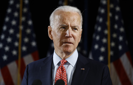 Жо Байден Исламын улс бүлэглэлд цохилт өгөхөд бэлтгэх үүрэг өгчээ